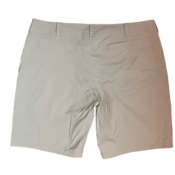 Under Armour Loose Fit Khaki Technical Golf Shorts Mens 40x9 Casual Stretch - Picture 5 of 7
